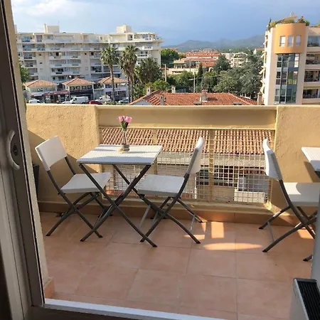 La Bonbonniere, Un Havre De Paix * Frejus